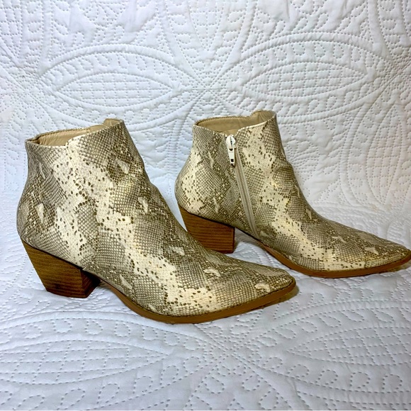 Coconuts by Matisse Metallic Snakeskin Astoria Ankle Boots Booties Size 9M - Picture 1 of 12